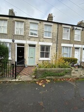 2 bedroom terraced house for rent in Springfield Terrace, Cambridge, CB4