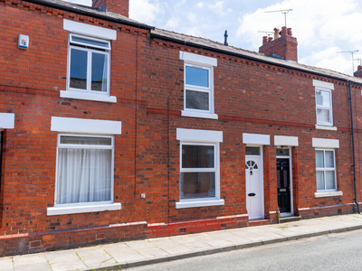 2 bedroom terraced house for sale in Edna Street, Hoole, CH2