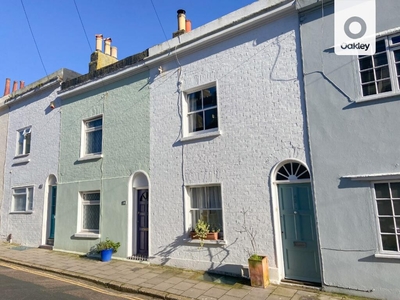 2 bedroom terraced house for sale in Guildford Street, West Hill, Brighton, BN1