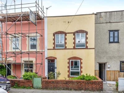 2 bedroom terraced house for sale in Oxford Street, Totterdown, Bristol, BS3
