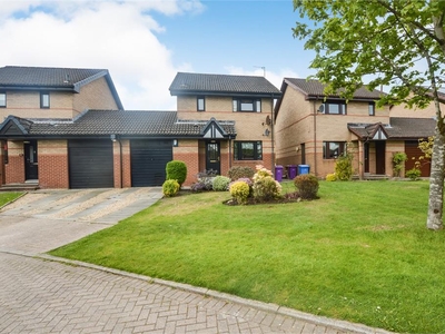 3 bed linked detached for sale in Whitehirst Park
