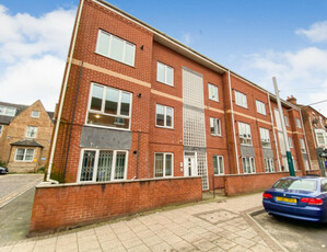 3 bedroom apartment for rent in 272 Radford Road , Hyson Green , NG7