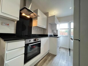 3 bedroom apartment for rent in Flat , Melton Road, West Bridgford, Nottingham, NG2