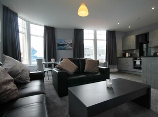 3 bedroom apartment for rent in Gallowgate Apartments, City Centre, NE1