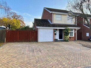 3 bedroom detached house for rent in Wimblington Drive, Lower Earley, RG6
