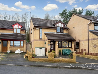 3 bedroom detached house for sale in Sanctuary Court, Culverhouse Cross, Cardiff, CF5