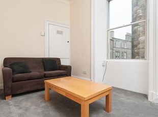 3 bedroom flat for rent in 0125L – Rodney Street, Edinburgh, EH7 4DX, EH7