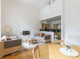 3 bedroom flat for rent in 1000L – Hopetoun Crescent, Edinburgh, EH7 4AY, EH7