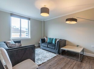 3 bedroom flat for rent in 1520L – East Fountainbridge, Edinburgh, EH3 9BH, EH3
