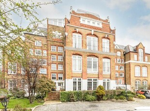 3 bedroom flat for rent in Victorian Heights, Battersea, SW8