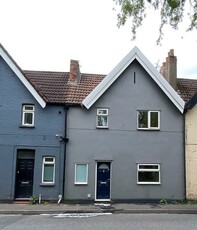 3 bedroom house for rent in Feeder Road, Bristol, BS2