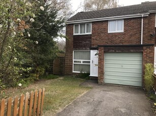 3 bedroom house for rent in Harrier Close, Lordswood, SO16