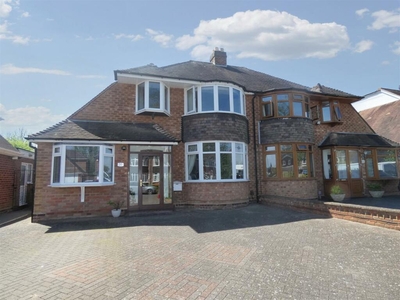 3 bedroom house for sale in Denholm Road, Sutton Coldfield, B73