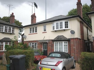 3 bedroom maisonette for rent in Hayes Close, Chelmsford, Essex, CM2