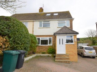 3 bedroom semi-detached house for rent in Donnington Road Brighton BN2