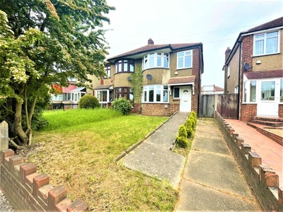 3 bedroom semi-detached house for rent in East Rochester Way, Sidcup, Kent, DA15
