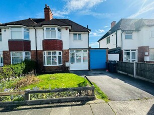 3 bedroom semi-detached house for rent in Fountain Road, Edgbaston, B17