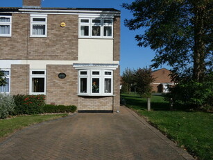 3 bedroom semi-detached house for rent in Kempston MK42