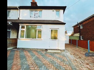 3 bedroom semi-detached house for rent in New Tythe Street, Long Eaton, Nottingham, NG10