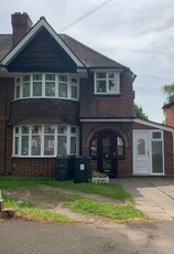 3 bedroom semi-detached house for rent in Studland Road, Hall Green, Birmingham, B28 8NP, B28