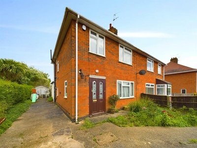 3 bedroom semi-detached house for sale in Cedar Grove, Arnold, Nottingham, NG5