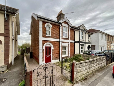 3 bedroom semi-detached house for sale in Cromwell Road, Southbourne, Bournemouth, BH5