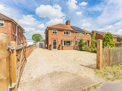 3 bedroom semi-detached house for sale in Dereham Road, New Costessey, NR5