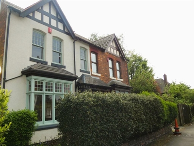 3 bedroom semi-detached house for sale in Florence Road, Sutton Coldfield, B73