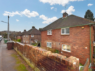 3 bedroom semi-detached house for sale in Grange Road, Tunbridge Wells, TN4