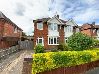 3 bedroom semi-detached house for sale in Kenwood Road, Knighton, Leicester, LE2