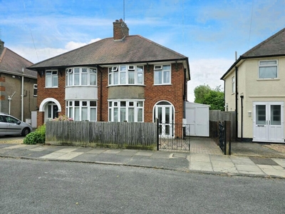 3 bedroom semi-detached house for sale in Longland Road, The Headlands, Northampton NN3 2QE, NN3