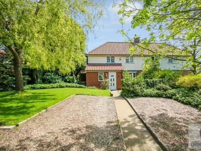 3 bedroom semi-detached house for sale in Mansfield Lane, Norwich, NR1