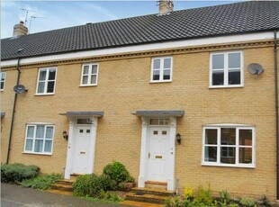 3 bedroom terraced house for rent in Boughton Way, Bury St Edmunds, IP33