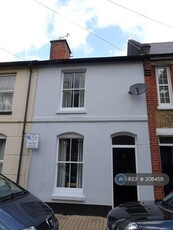 3 bedroom terraced house for rent in Clyde Street, Canterbury, CT1