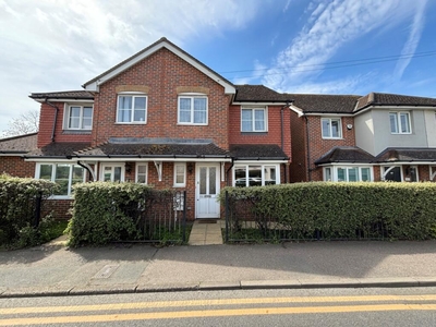 3 bedroom terraced house for rent in Herne Bay Road Whitstable CT5