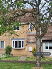 3 bedroom terraced house for rent in Hindburn Close, Bedford, MK41