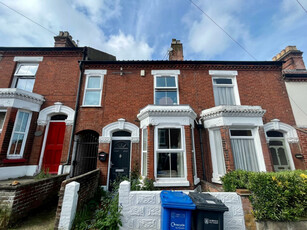 3 bedroom terraced house for rent in Lincoln Street, NORWICH, NR2
