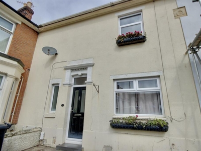3 bedroom terraced house for rent in Ventnor Road, Southsea, PO4