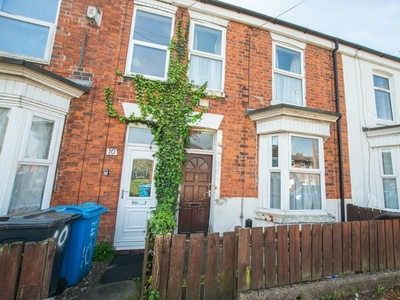 3 bedroom terraced house for rent in Walters Terrace, Newland Avenue, Hull, East Riding Of Yorkshire, HU5