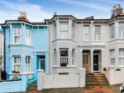 3 bedroom terraced house for sale in Bentham Road, Brighton, BN2