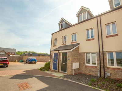 3 bedroom terraced house for sale in Daffodil Way, Lyde Green, Bristol, BS16
