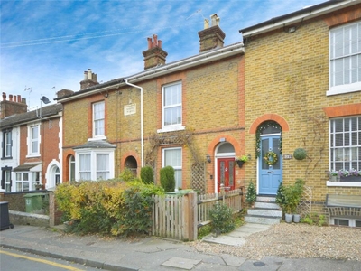 3 bedroom terraced house for sale in Kingsley Road, Maidstone, Kent, ME15