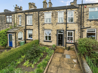3 bedroom terraced house for sale in Red Lane, Farsley, West Yorkshire, LS28