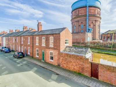 3 bedroom terraced house for sale in Water Tower View, Chester, CH2