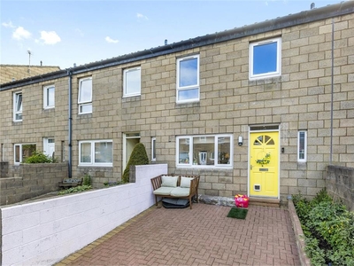 4 bed terraced house for sale in Leith