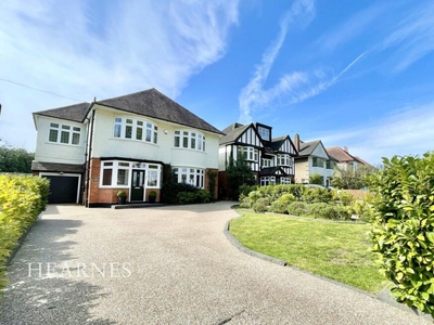 4 bedroom detached house for sale in Carbery Avenue, Southbourne, Bournemouth, BH6
