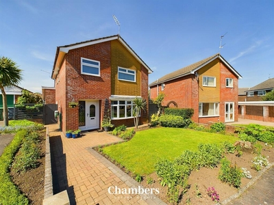 4 bedroom detached house for sale in Wyon Close, Llandaff, Cardiff, CF5