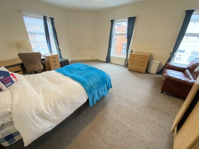 4 bedroom end of terrace house for rent in 1 Radbourne Street, Derby, DE22 3HD, DE22