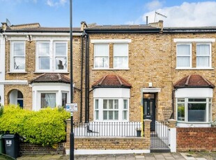 4 bedroom end of terrace house for rent in Appach Road Brixton SW2