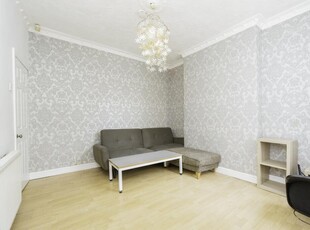4 bedroom end of terrace house for rent in Redgrave Street, Liverpool, Merseyside, L7